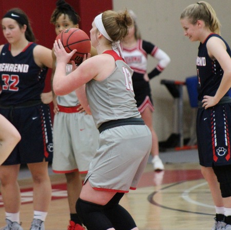 Jenna Cole Scores 1000 Collegiate Point as Redhawks Pick Up Victory at Medaille